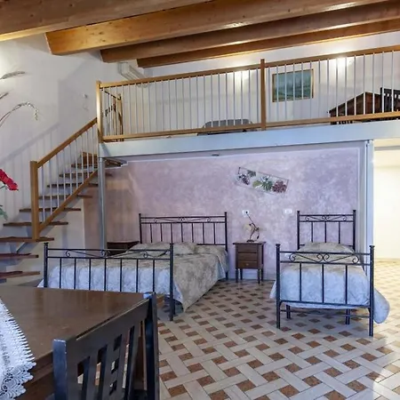 Cà Marcello 4*