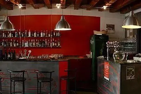 阿菲塔卡米尔卡马塞罗酒店